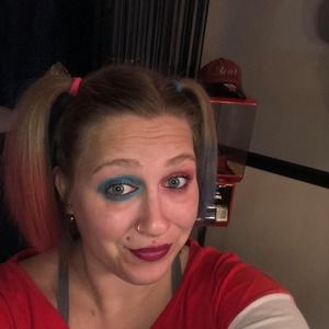 Meet your Posher, Andie